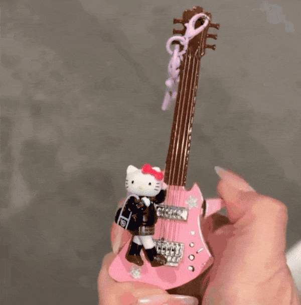 Hello Kitty Guitar Lighter