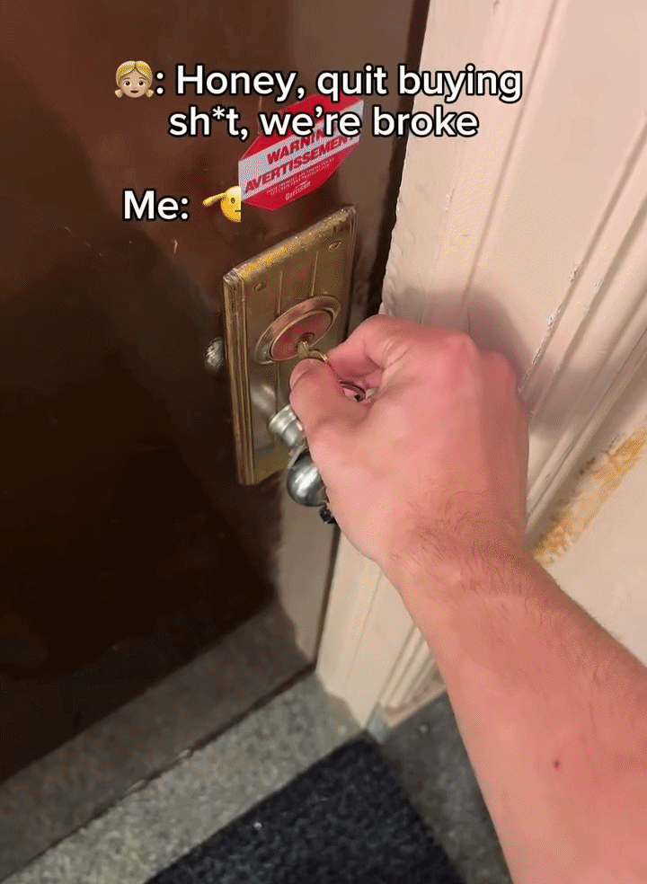 G17 Keychain + Holster