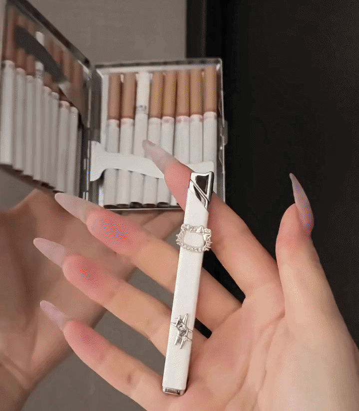 Hello Kitty Silver Mirror Case + Lighter set