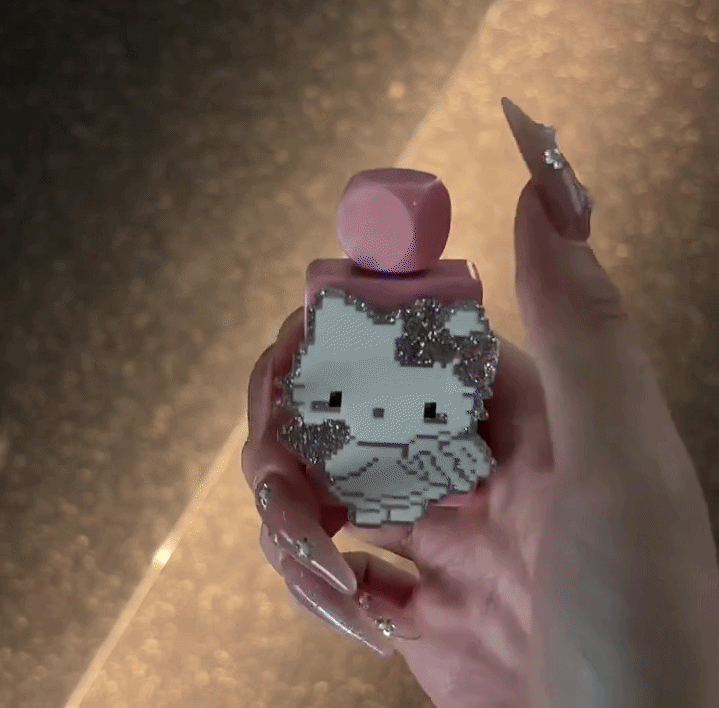 Hello Kitty Pink Cube Lighter