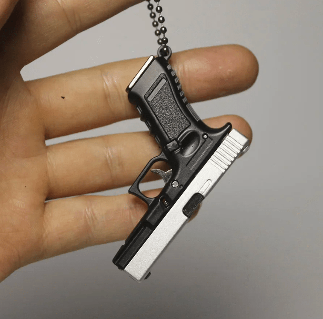 G17 Keychain + Holster - Magicalverseshop