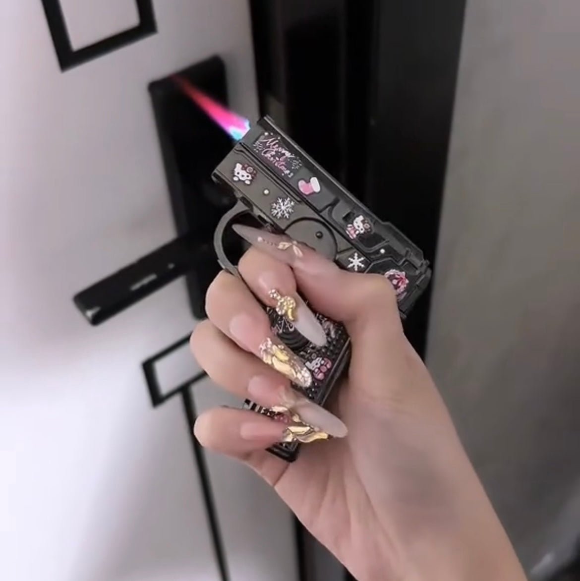 Sanrio Pistol Laser Torch - Magicalverseshop